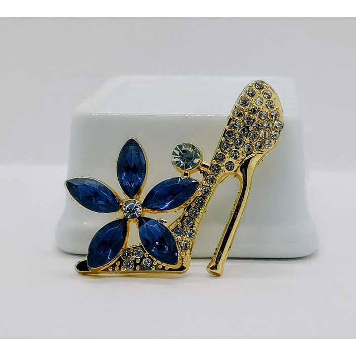 broche escarpins à talons aiguille pour amateurs de mode et belles chaussures