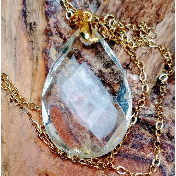 Pendule collier de radiesthésie avec chaine fine couleur or de 50 cm de longueur